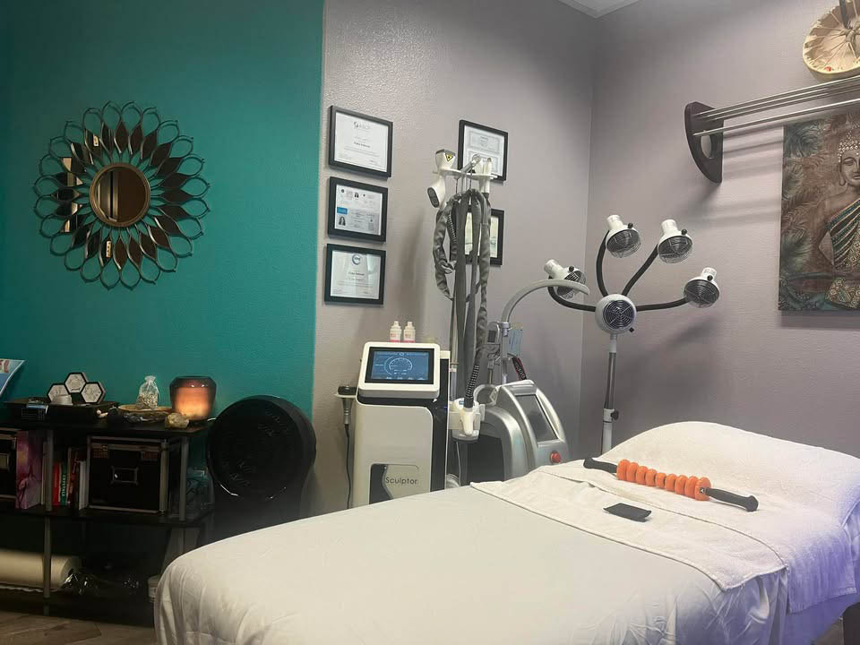Treatment room at Namaste Skincare & Wellness in Las Vegas, prepared for non-surgical body sculpting and contouring sessions. Treatment Room At Namaste Skincare &Amp; Wellness In Las Vegas, Prepared For Non-Surgical Body Sculpting And Contouring Sessions.